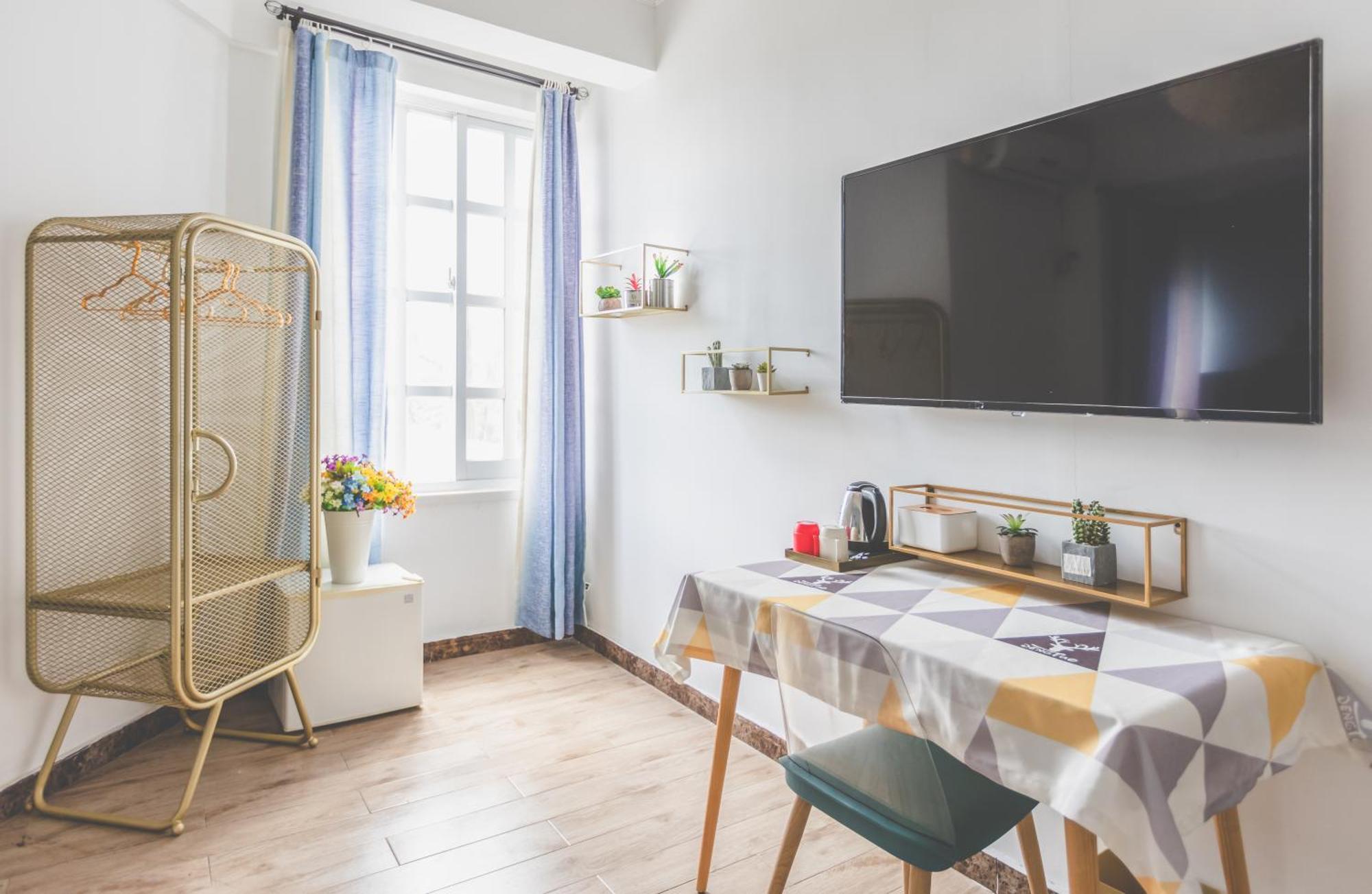 ホテル Oasis Boutique House サイパン エクステリア 写真